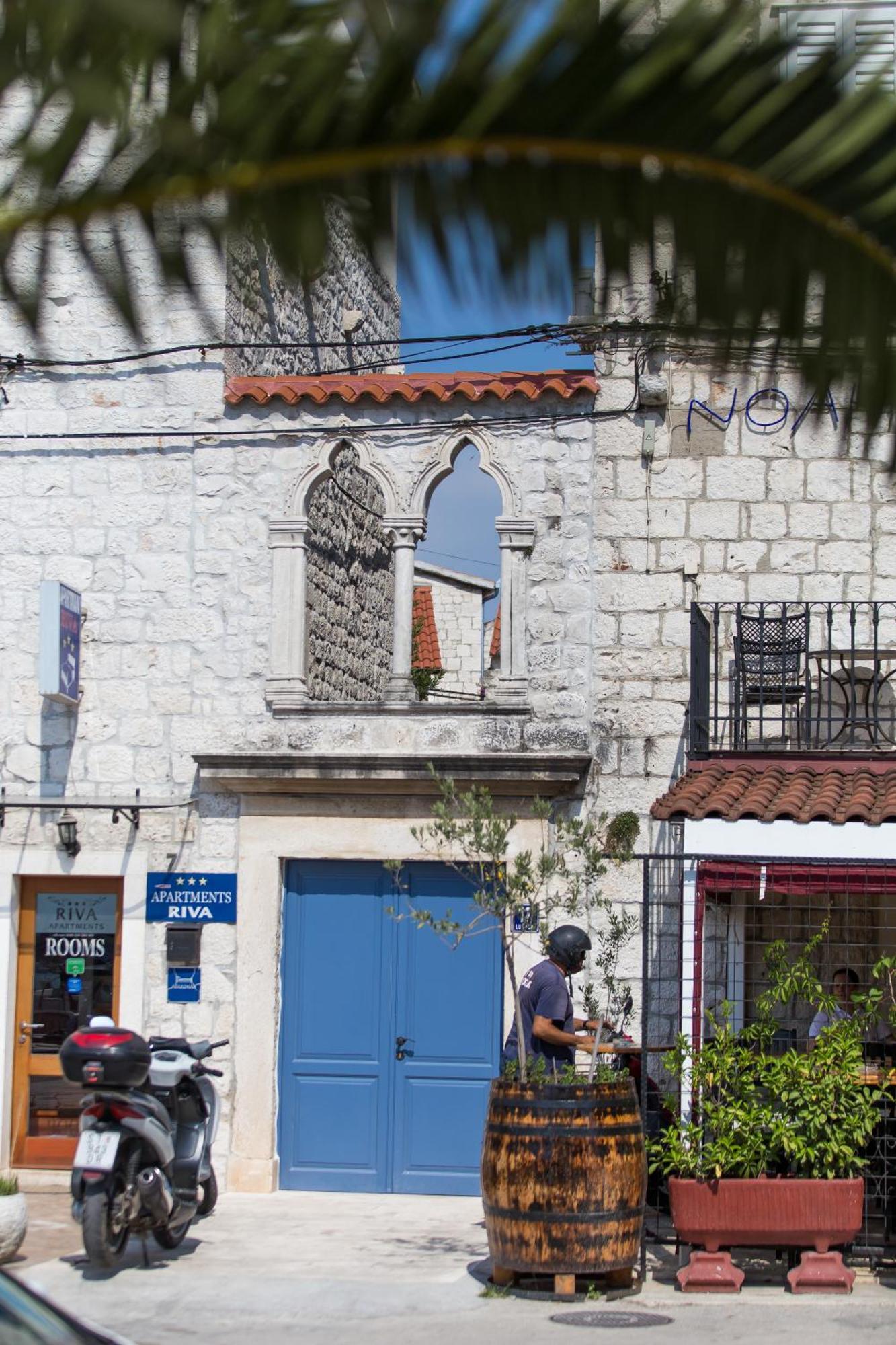 Bifora Heritage Hotel Trogir Bagian luar foto