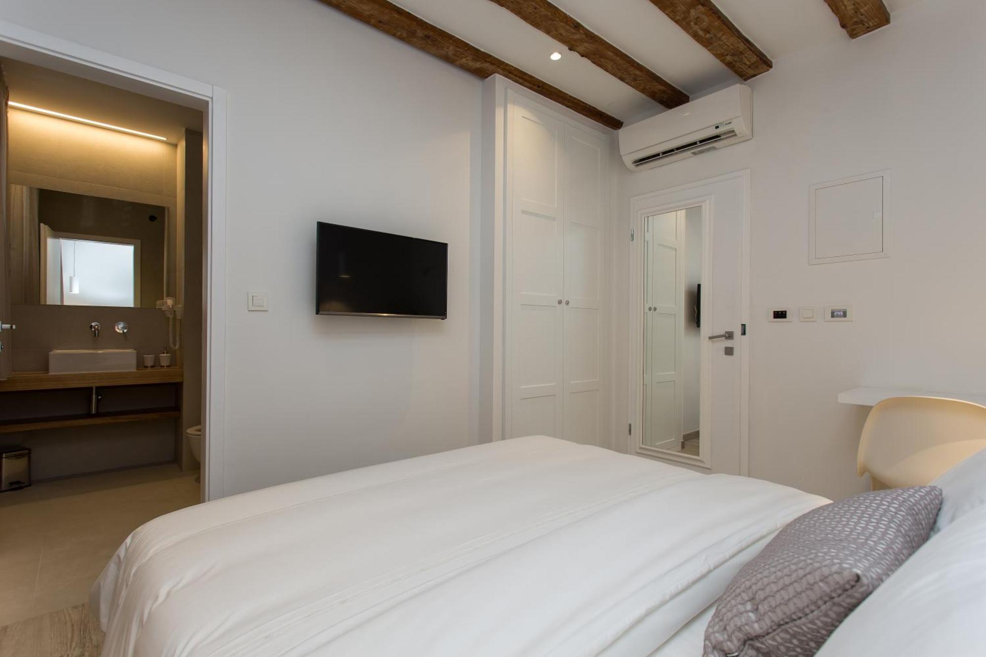 Bifora Heritage Hotel Trogir Bagian luar foto