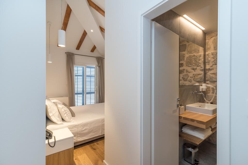 Bifora Heritage Hotel Trogir Bagian luar foto